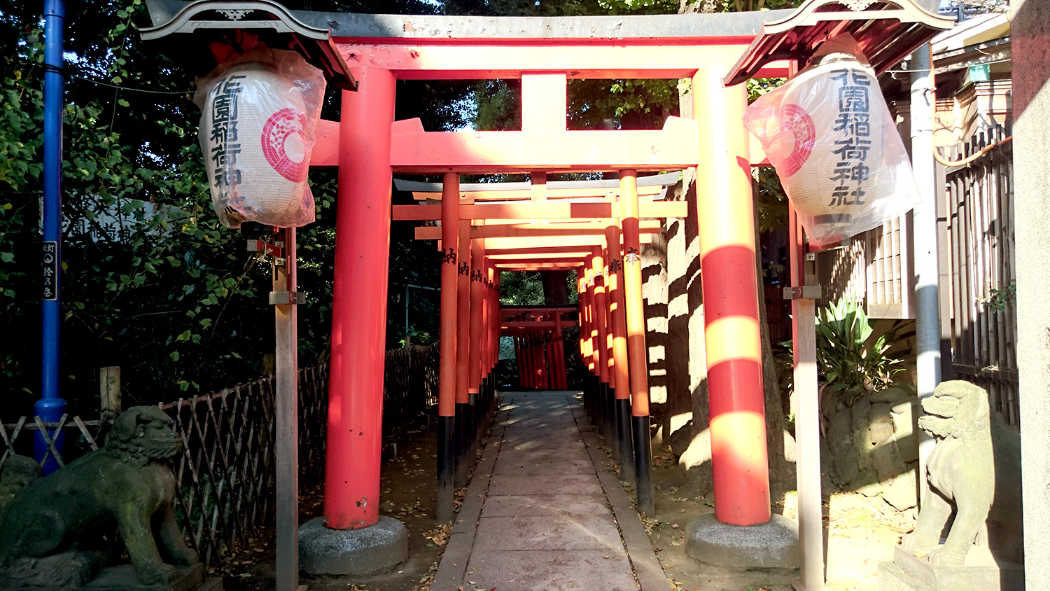 Hanazono-Inari-Jinjya Shrine