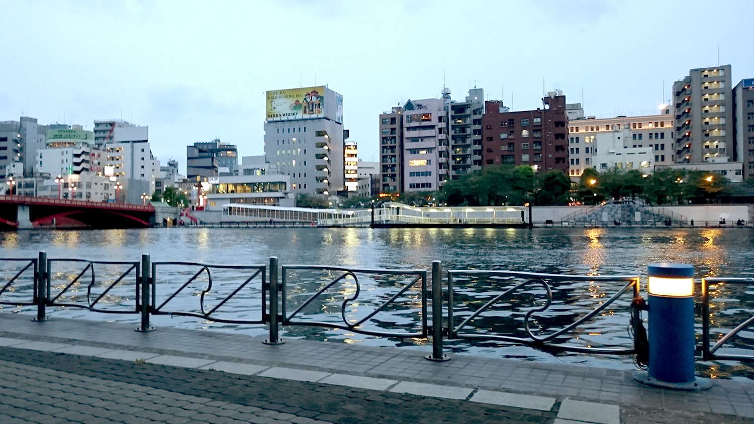 Sumida-Gawa River Terrace